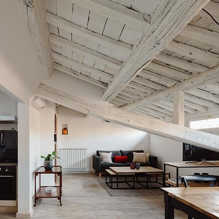 Amazing Penthouse With Terrace And Rooftop In Trastevere Rom Exteriör bild