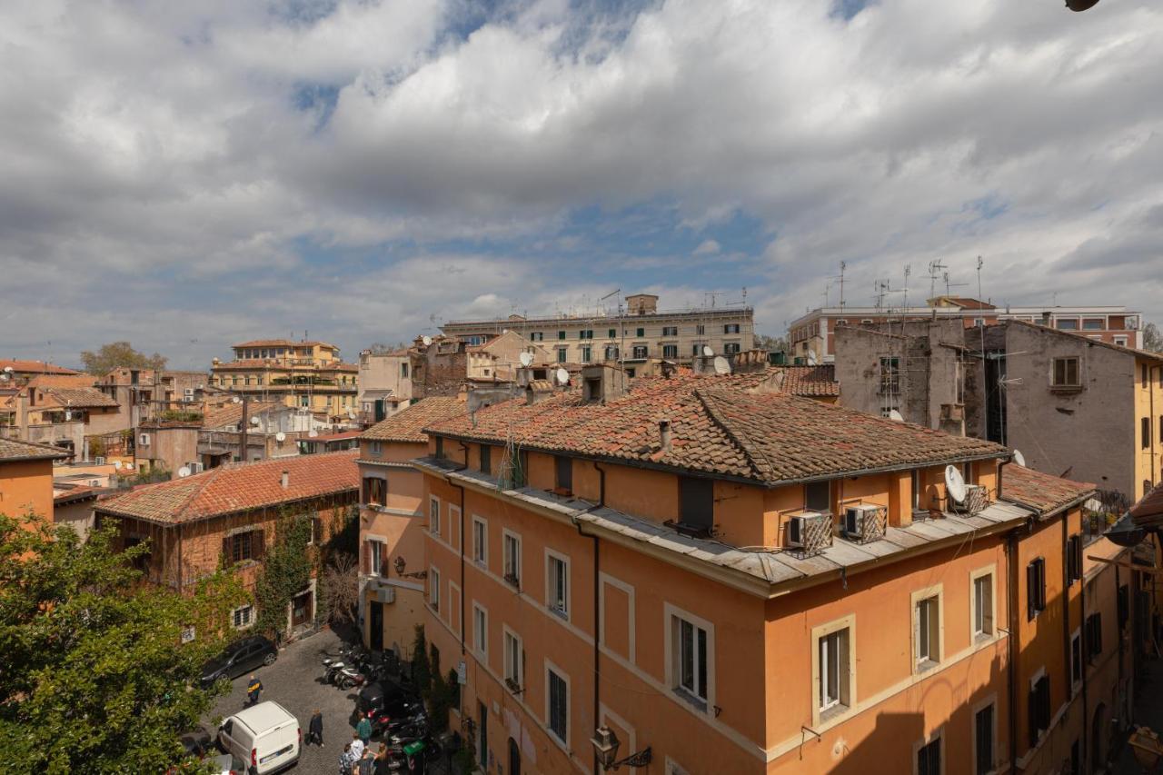 Amazing Penthouse With Terrace And Rooftop In Trastevere Rom Exteriör bild