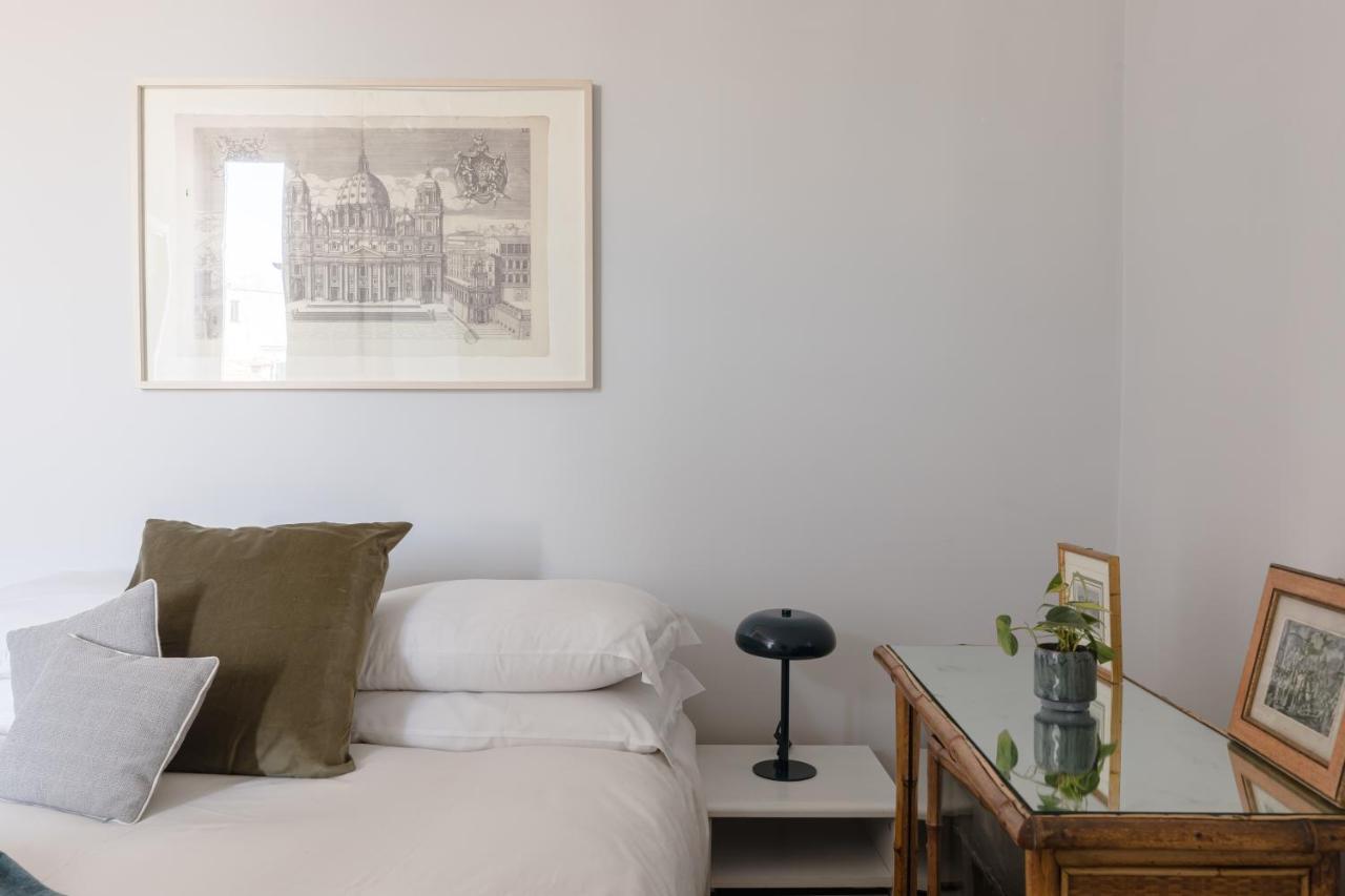Amazing Penthouse With Terrace And Rooftop In Trastevere Rom Exteriör bild
