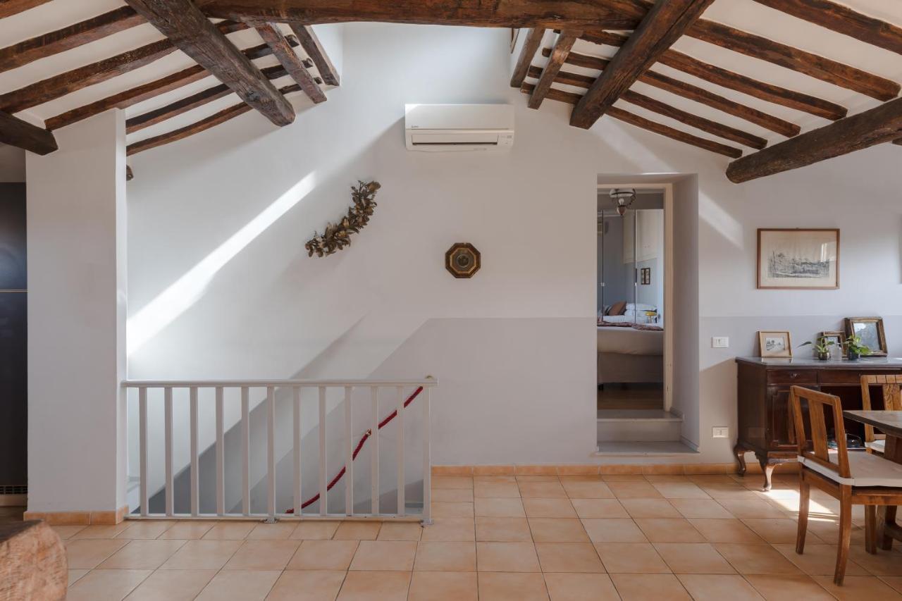 Amazing Penthouse With Terrace And Rooftop In Trastevere Rom Exteriör bild