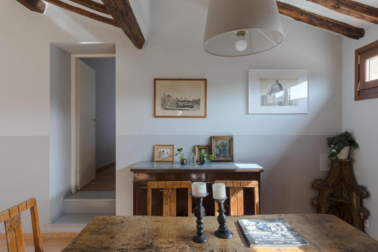 Amazing Penthouse With Terrace And Rooftop In Trastevere Rom Exteriör bild