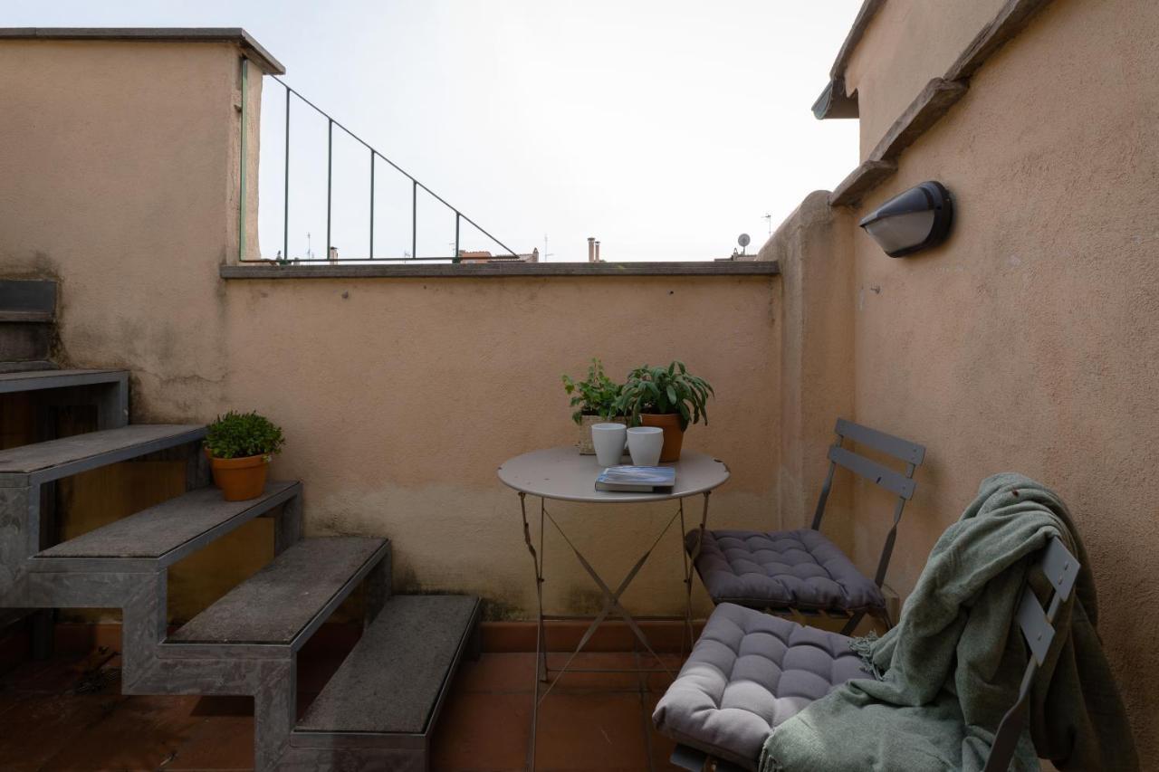 Amazing Penthouse With Terrace And Rooftop In Trastevere Rom Exteriör bild
