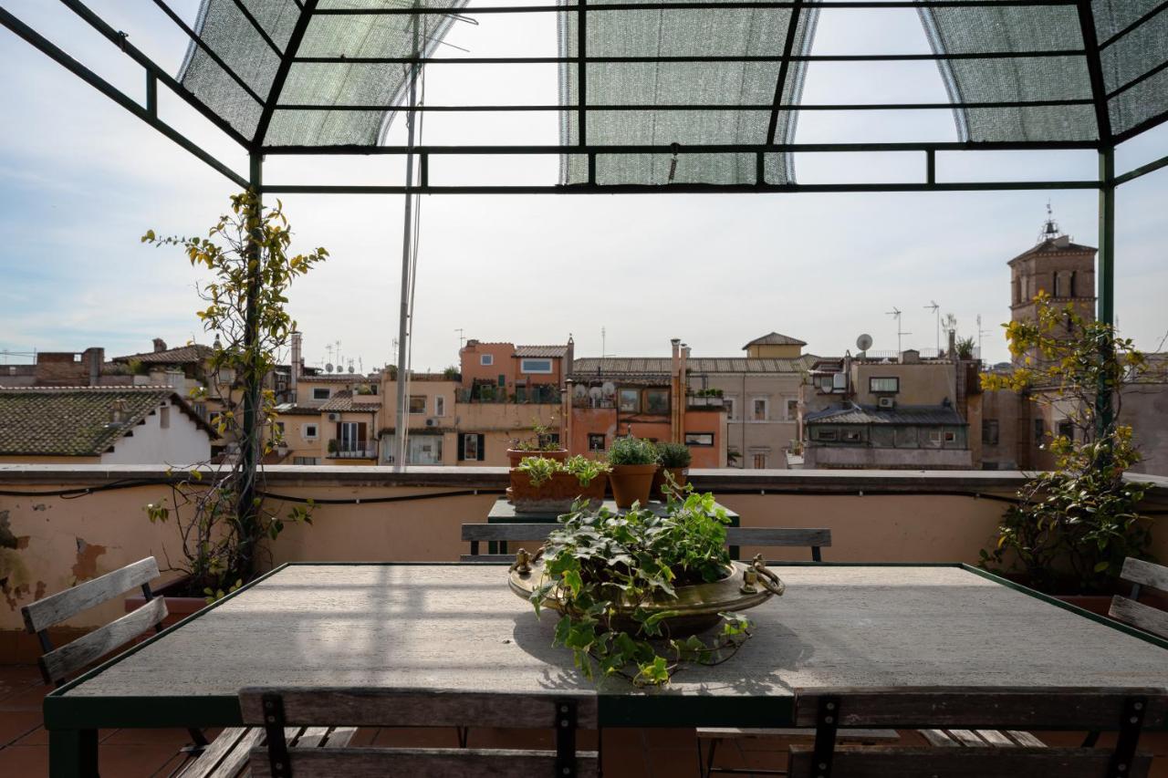 Amazing Penthouse With Terrace And Rooftop In Trastevere Rom Exteriör bild