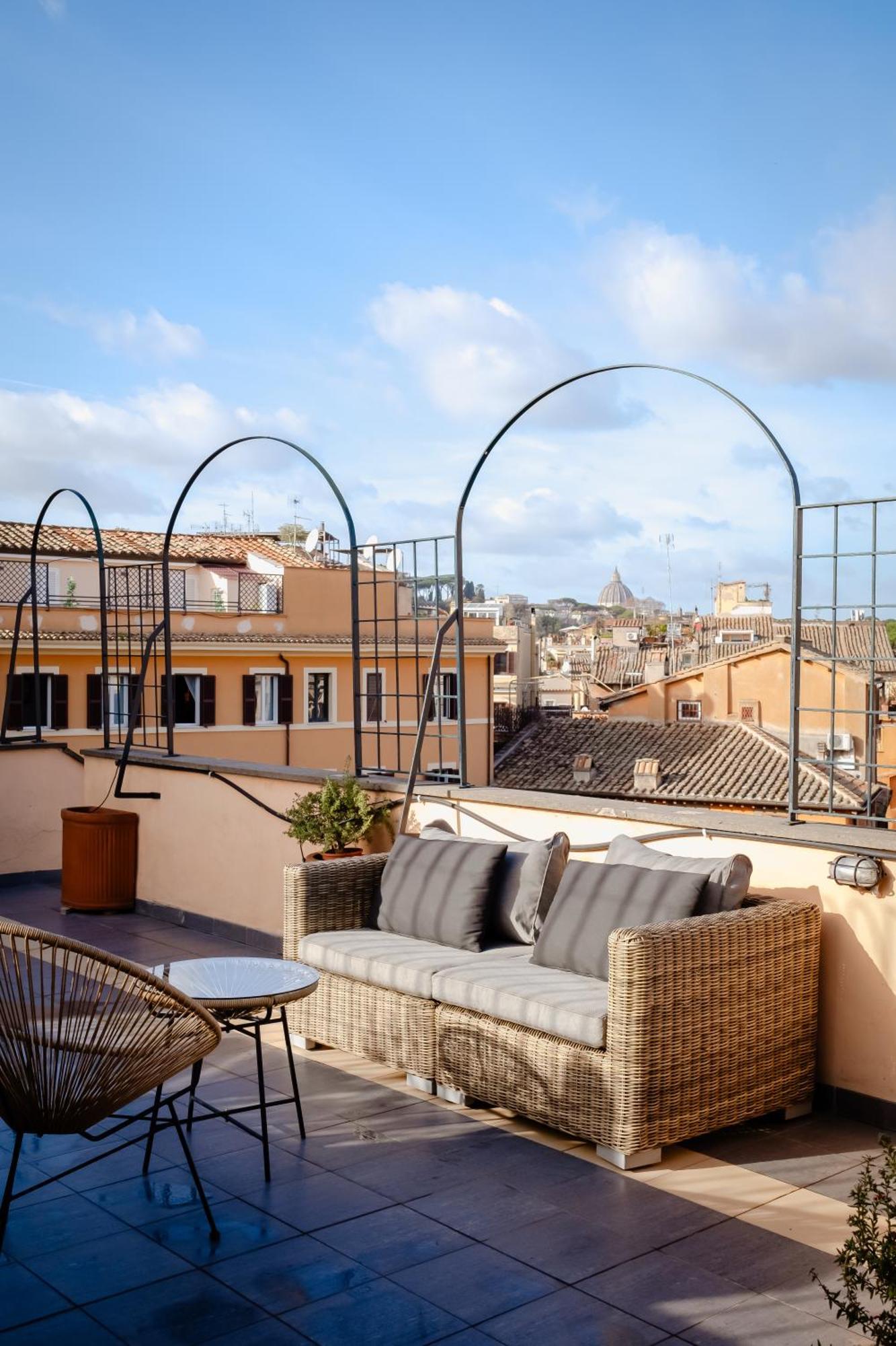 Amazing Penthouse With Terrace And Rooftop In Trastevere Rom Exteriör bild