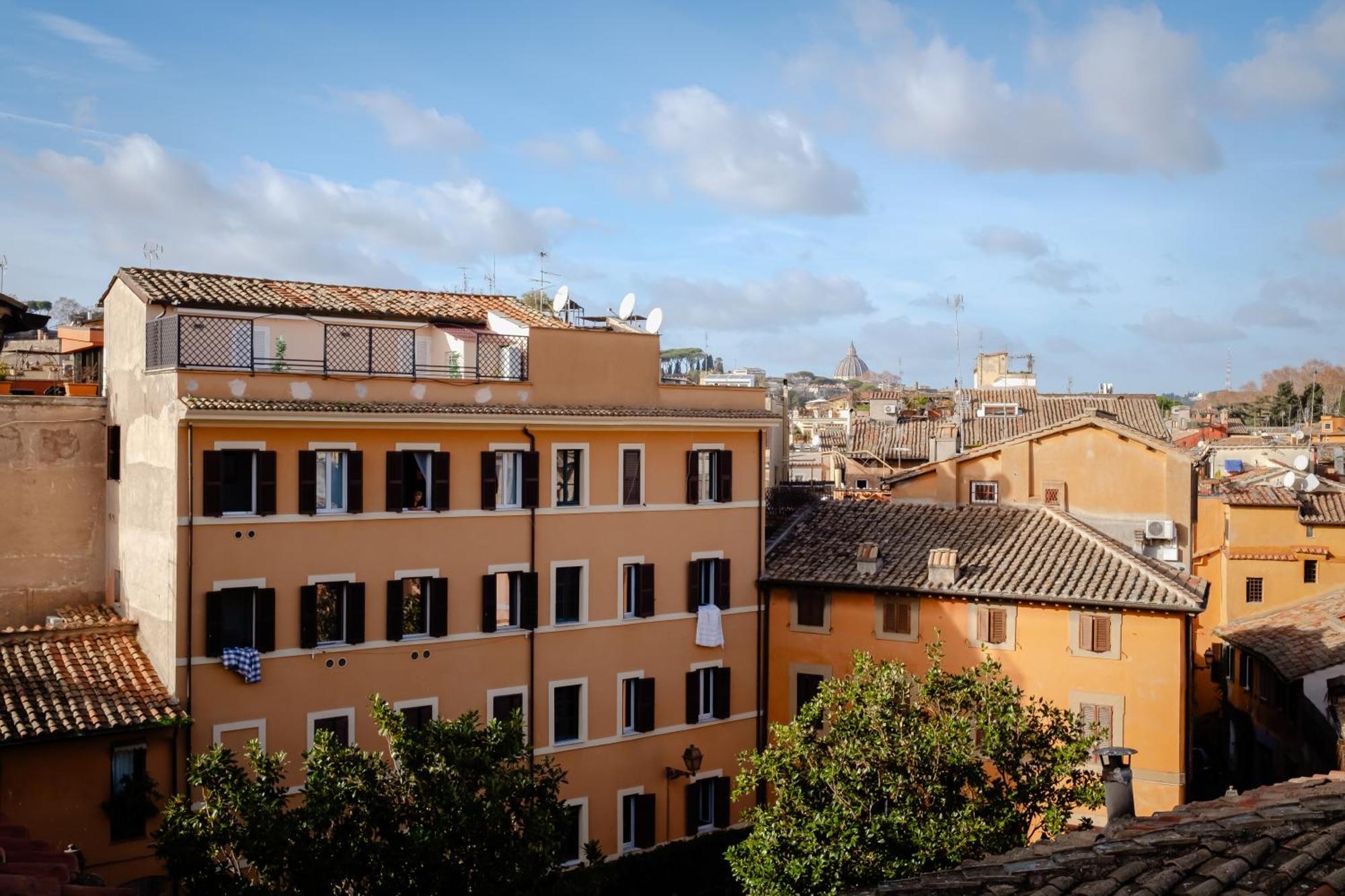 Amazing Penthouse With Terrace And Rooftop In Trastevere Rom Exteriör bild